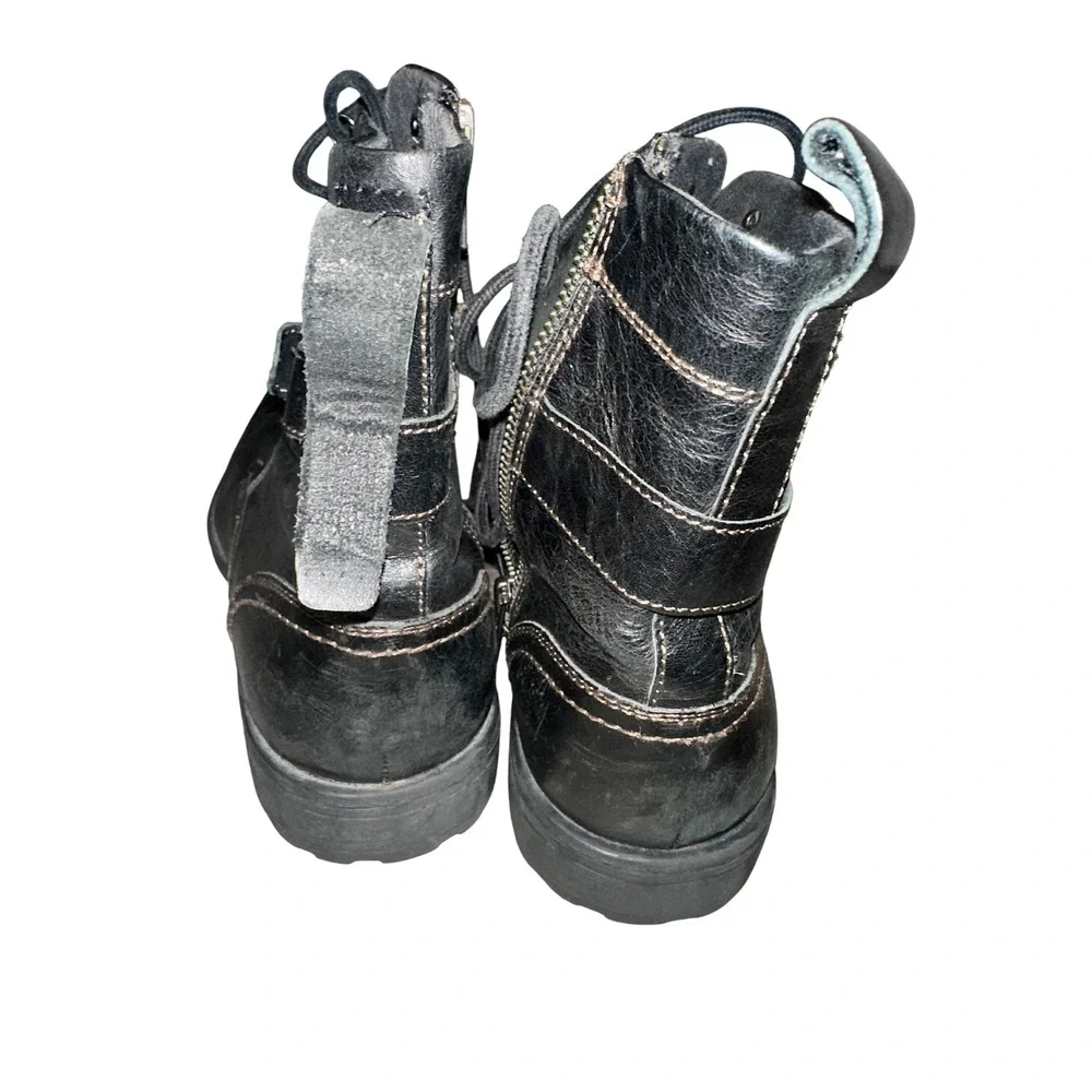 Aston‎ Grey Rockcastle 2 Mens 9 Black Leather Combat Boots Side Zip Buckle Lug